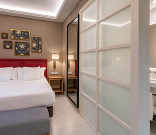 Standard room  Vincci Molviedro Seville